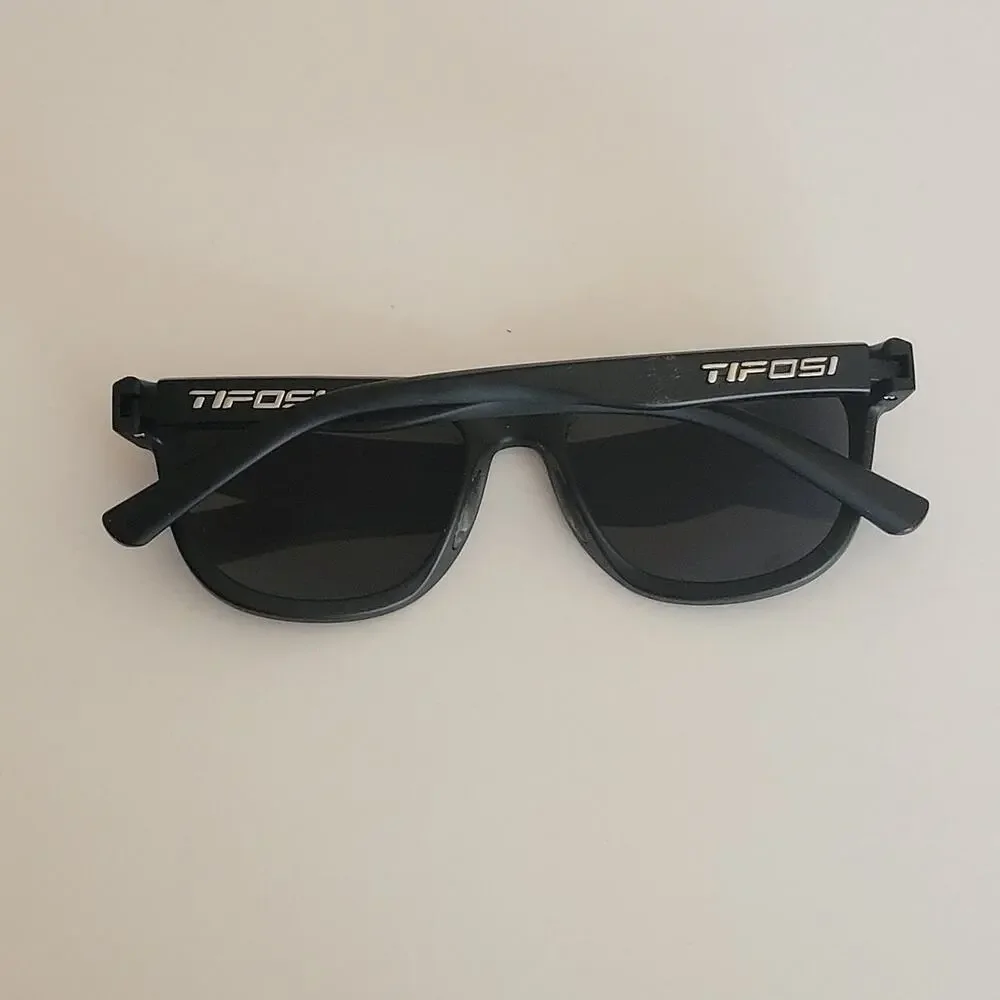 Tifosi Thrive Swank sunglasses Satin Black Smoke Polarized lenses 1500500151